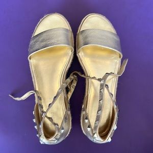 Marc Fisher women’s size 8 shoes Like new!